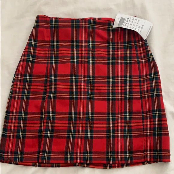 Brandy Melville Dresses & Skirts - Brandy mini plaid skirt